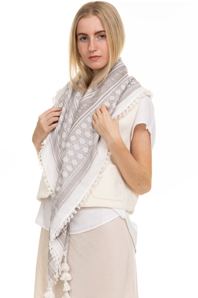 Interlink White Sudra